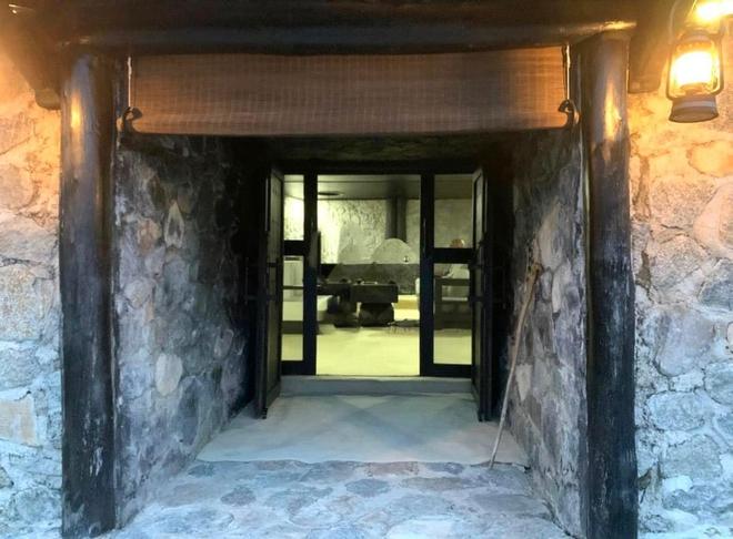 Bất ngờ rò rỉ hình ảnh ngôi nhà trong hang thứ hai của ông Đặng Lê Nguyên Vũ-3