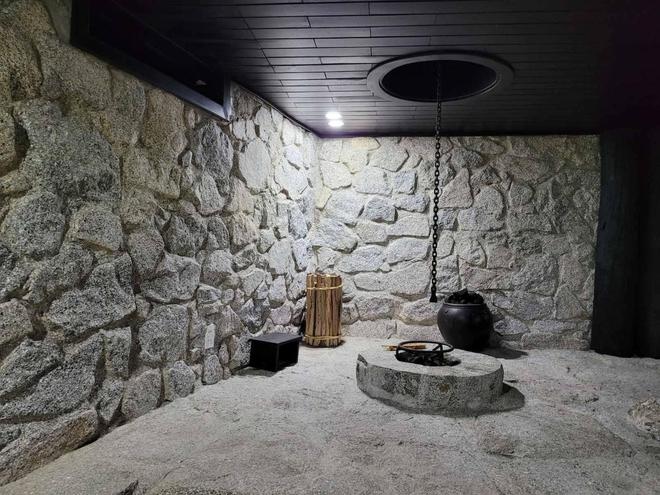 Bất ngờ rò rỉ hình ảnh ngôi nhà trong hang thứ hai của ông Đặng Lê Nguyên Vũ-4