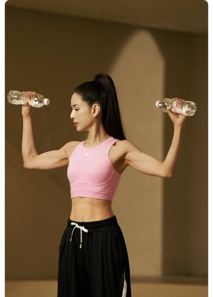 Bí quyết giữ sắc vóc của sao U50-U60 khiến khán giả phát hoảng-2