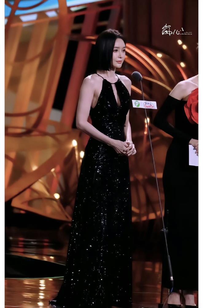 Bí quyết giữ sắc vóc của sao U50-U60 khiến khán giả phát hoảng-4