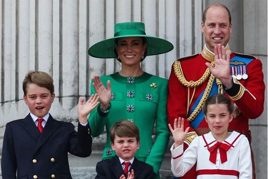 Xuất thân Vương phi Kate ảnh hưởng đến việc nuôi dạy con như thế nào?