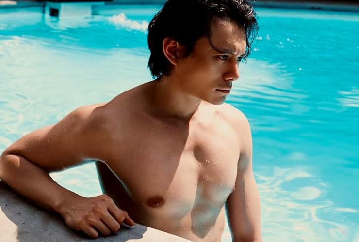 Body cơ bắp cuồn cuộn của phi công kém chục tuổi khiến các phú bà Vbiz say như điếu đổ-7