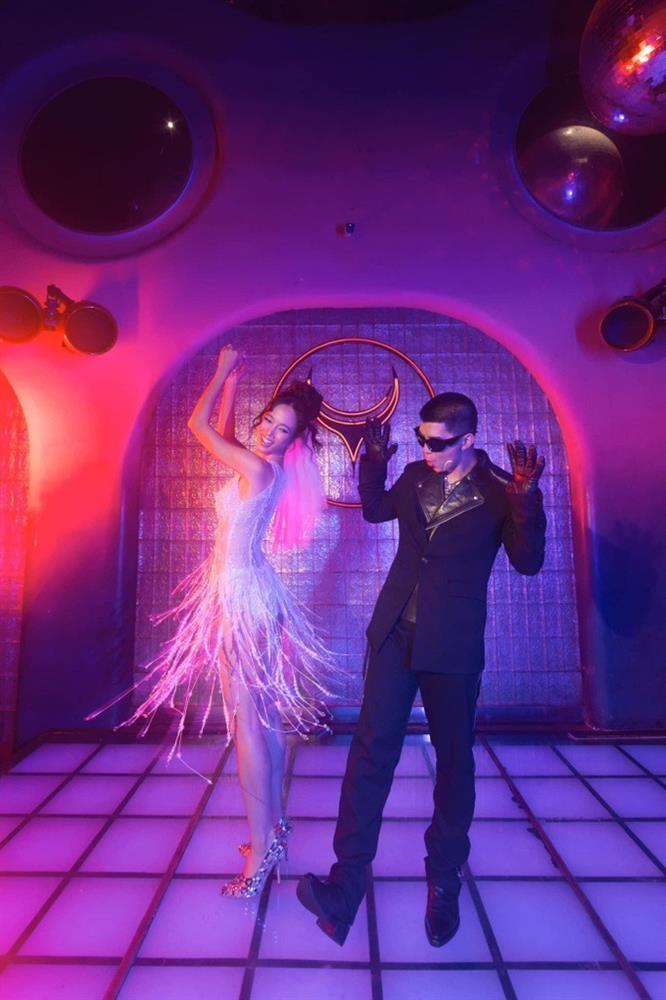 Cường Seven - Vũ Ngọc Anh chụp ảnh cưới phong cách tiệc disco-4