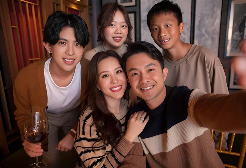 Trước khi ly hôn, hoa hậu Thu Hoài có 7 năm đẹp như mơ bên chồng kém tuổi-17