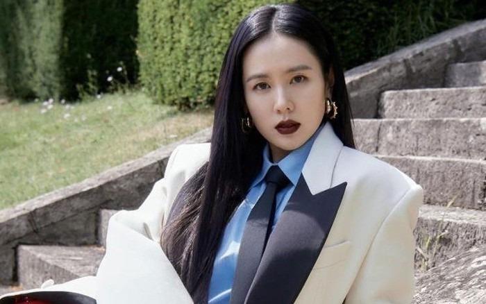 Mẹ 1 con Son Ye Jin gây sốt với diện mạo cực ngầu-2