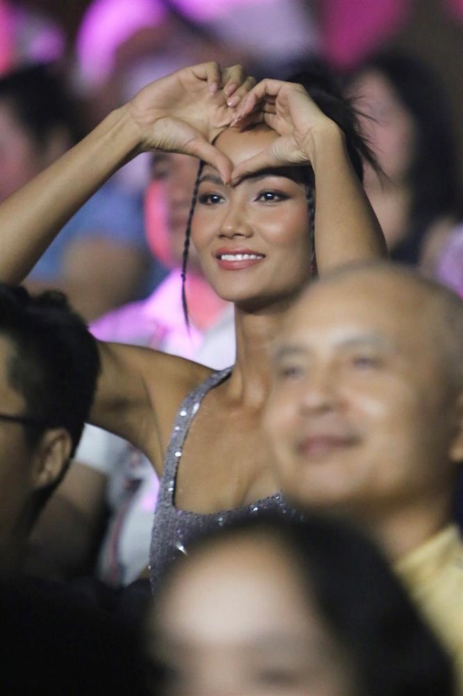 HHen Niê thú nhận dành nhiều tình cảm với Trọng Hiếu-7