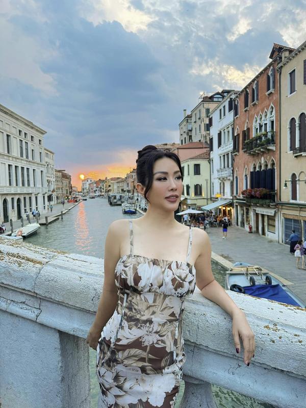 Tuổi U50 nhưng sắc vóc hoa hậu Thu Hoài vừa ly hôn chồng trẻ vẫn nuột khó tin-7