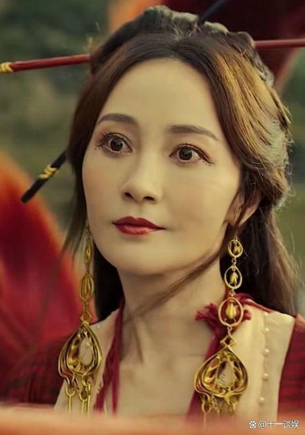 Đát Kỷ bị chê già như mẹ nam chính, phim lỗ nặng-2