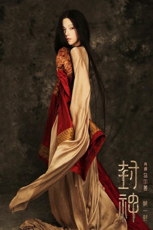 Đát Kỷ bị chê già như mẹ nam chính, phim lỗ nặng-5