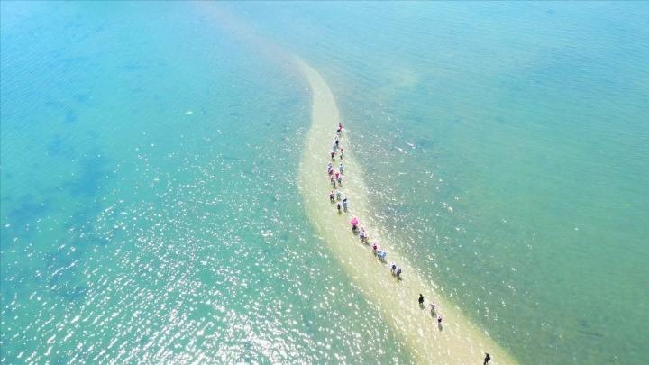 Cận cảnh 4 con đường đi bộ xuyên biển độc đáo nhất nhì Việt Nam-7