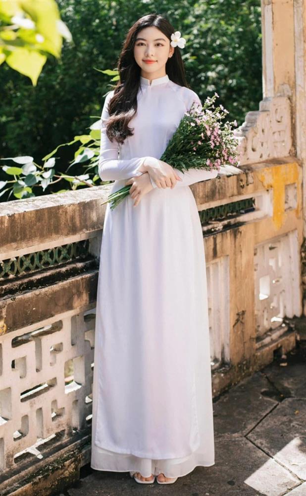 Con gái Quyền Linh qua ống kính của người qua đường-3