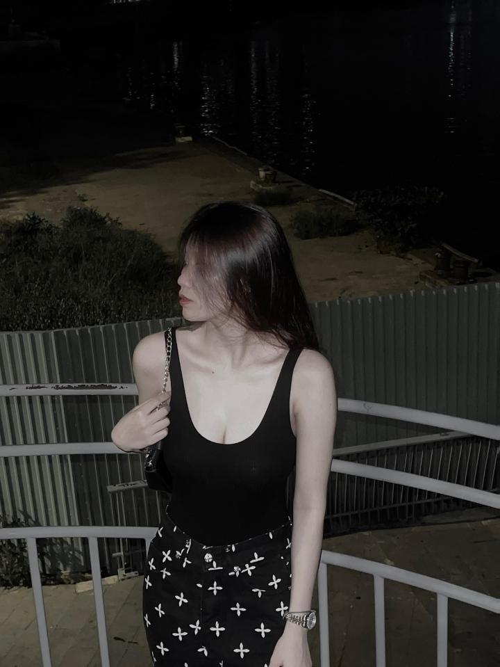 Cựu tuyển thủ U19 nữ Việt Nam đăng ảnh quyến rũ gây sốt-6