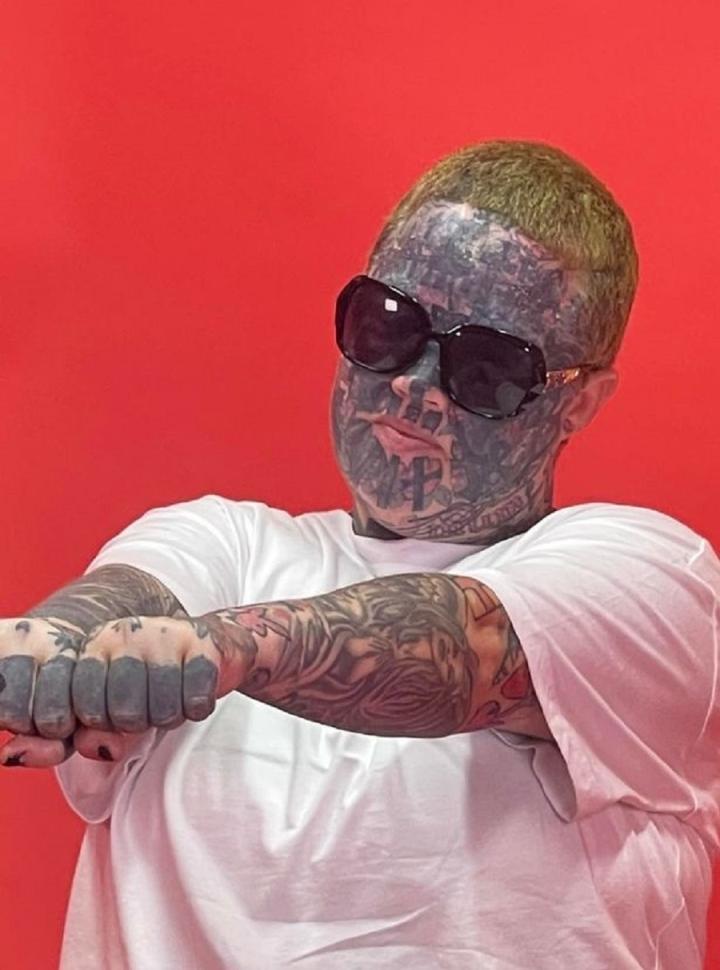 Bà mẹ có 800 hình xăm: Dù nằm giường bệnh, chỉ còn 1 tuần để sống, tôi vẫn tiếp tục xăm-1