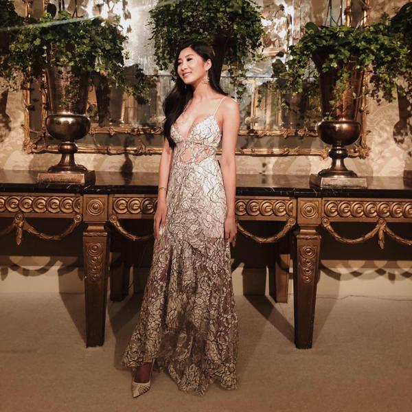 Sắc vóc em dâu Hoa hậu Jennifer Phạm: Nghiện trang phục sexy nhờ body săn chắc-7