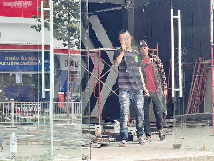 Showroom K-Super của trùm siêu xe Phan Công Khanh bị dỡ bỏ-10