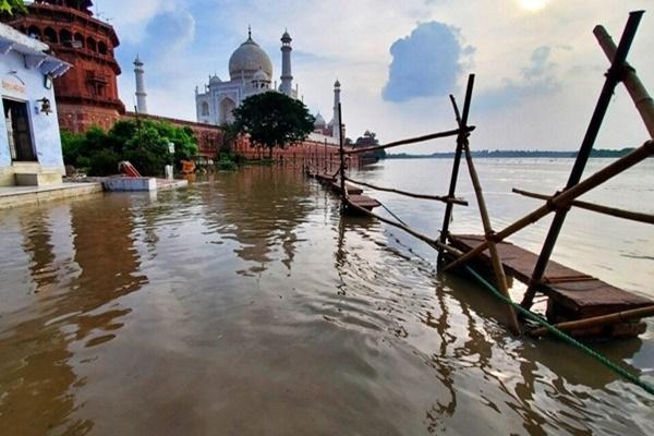 Ngôi đền cầu con ngàn năm tuổi, nằm cheo leo bên bờ Ấn Độ Dương-8