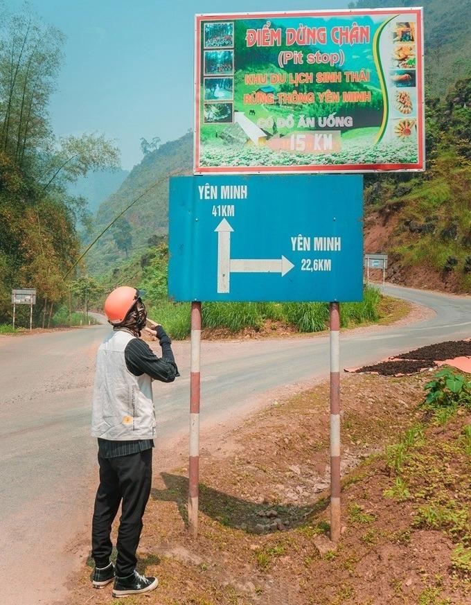 Tranh cãi biển chỉ đường gây bối rối cho du khách khi đến Hà Giang-2