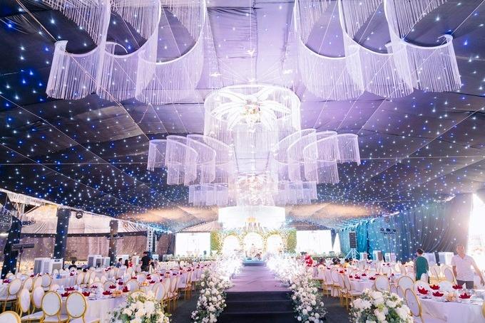 Ba anh chị em Vĩnh Phúc chi tiền tỷ tổ chức đám cưới chung một ngày-4