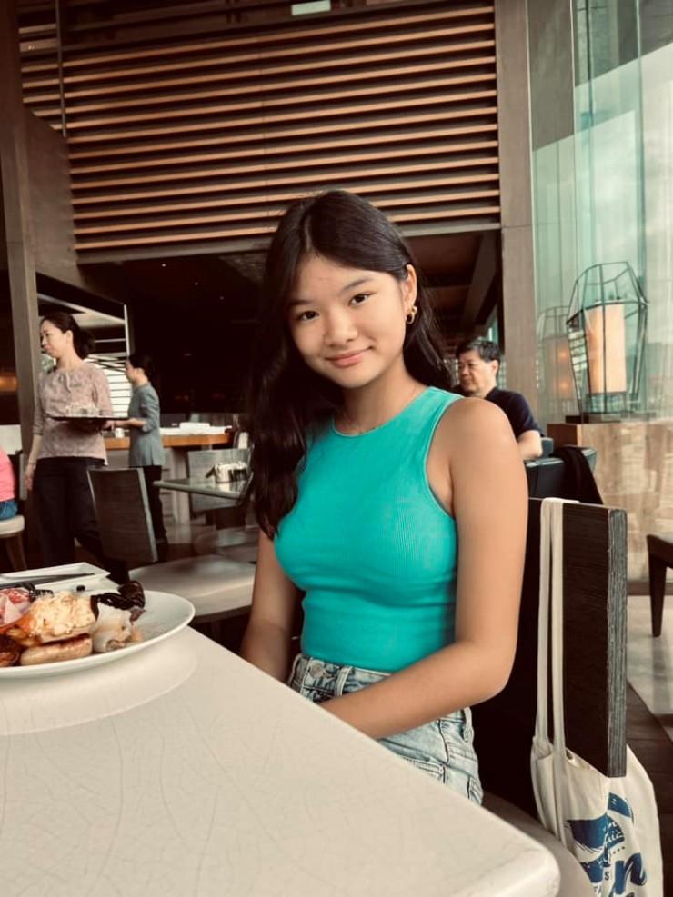 Con gái Trương Ngọc Ánh càng lớn càng xinh, được nhận xét là siêu mẫu tương lai-3