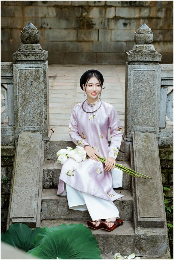 Mẫu nhí Đặng Minh Anh cuốn hút với trang phục truyền thống-4