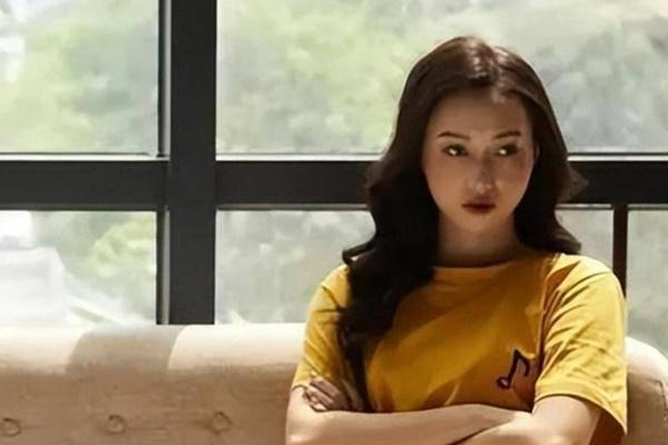 Người yêu cũ mời cưới và đưa ra giấy siêu âm thai khiến tôi chao đảo-2