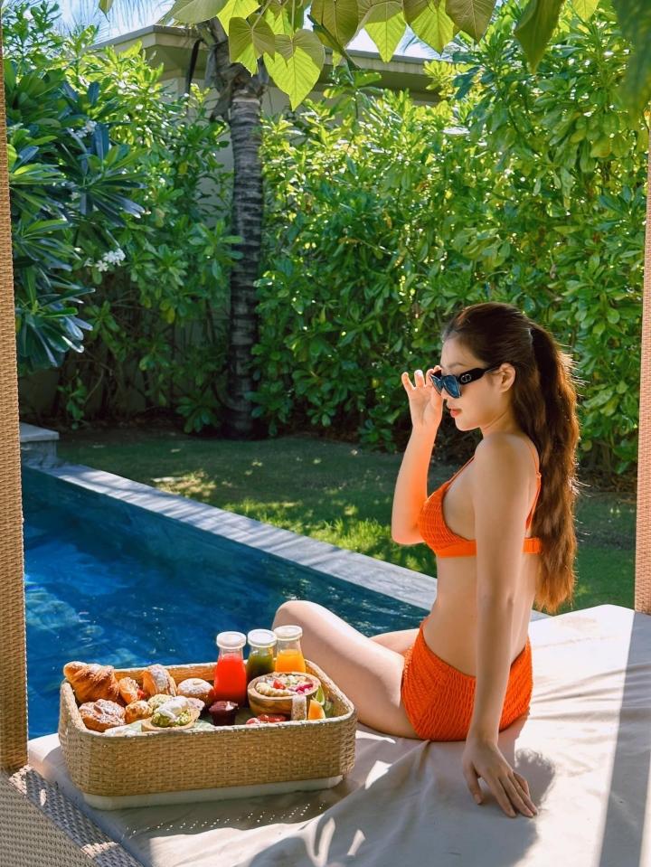 Từng bị chê bai về ngoại hình, Hoa hậu Thiên Ân tự tin diện bikini khoe eo thon-4