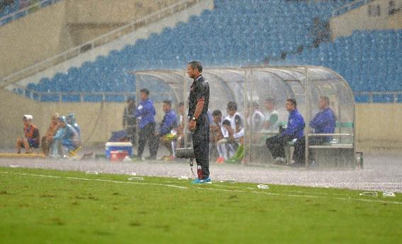 Vợ HLV Mai Đức Chung hết lòng ủng hộ ước mơ World Cup của chồng-4