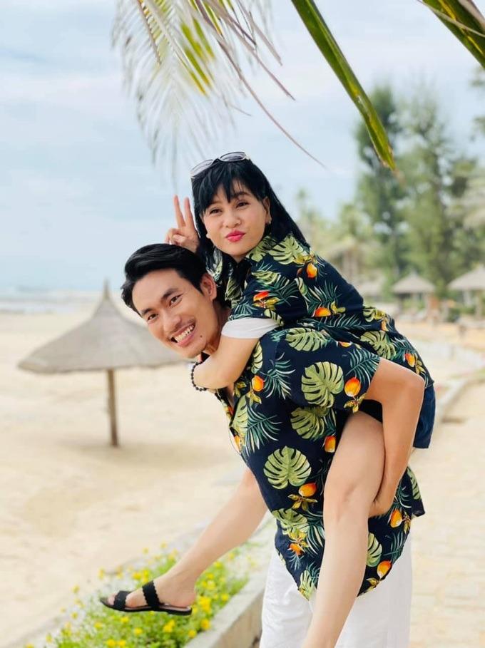 3 cặp sao Việt lệch tuổi: Yêu mặn nồng, bất ngờ chia tay trong tiếc nuối-5