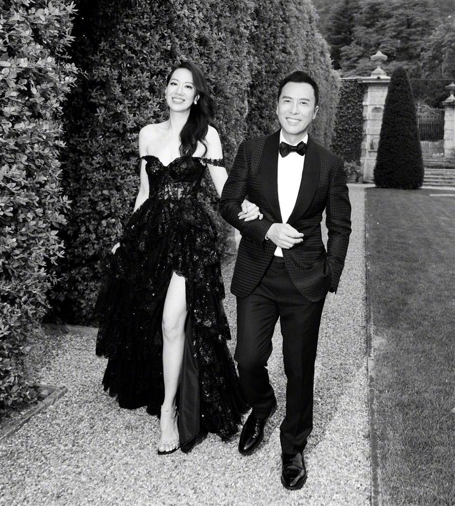 Chân Tử Đan tổ chức lễ cưới ở tuổi 60 với vợ là con gái vua kim cương-10