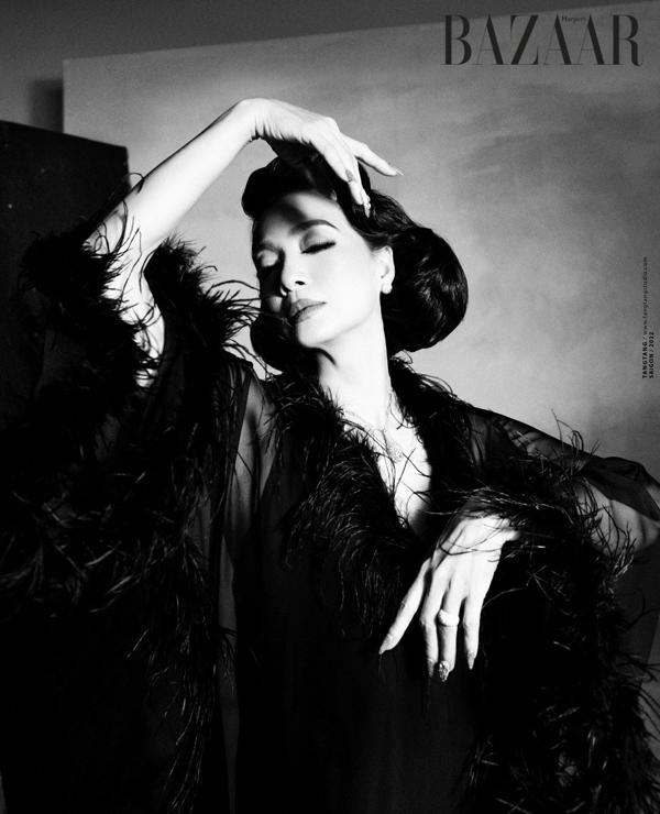 Sắc vóc tuổi 60 của NSND Lê Khanh: Cơ thể săn chắc nhờ siết cân bằng nước tự chế-6