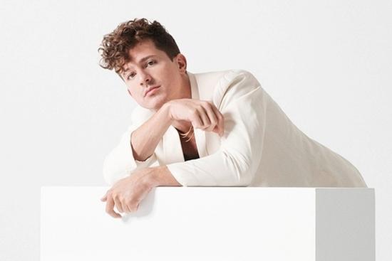 Charlie Puth - ngôi sao đình đám vừa tới Việt Nam - là ai?