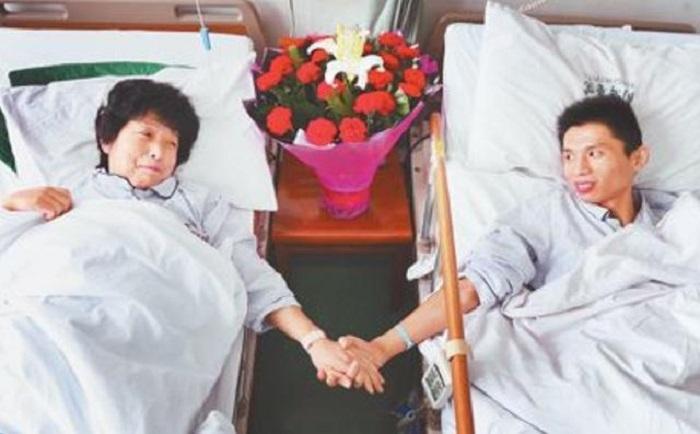 Người mẹ già đi bộ 10km mỗi ngày trong 7 tháng để cứu sống con trai giờ ra sao sau 14 năm?-2