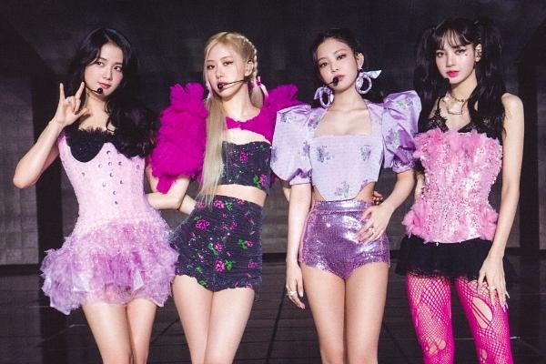 Sân khấu ở Mỹ Đình vẫn đang được dựng dù show BlackPink vướng tin bị hủy-14