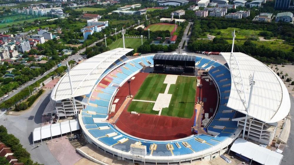 Sân khấu ở Mỹ Đình vẫn đang được dựng dù show BlackPink vướng tin bị hủy-3