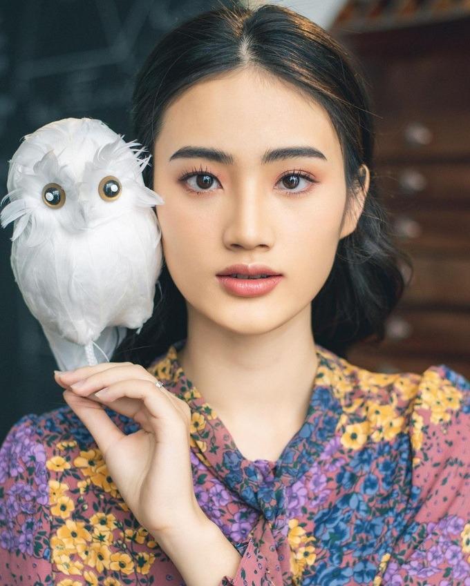 Tân Hoa hậu Ý Nhi: Từng bị trêu chiều cao khủng, lột xác sau niềng răng-4