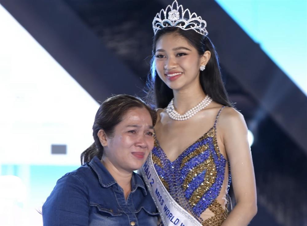 Miss-World-Vietnam-4.jpg
