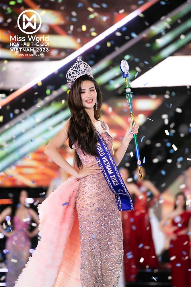 Miss-World-Vietnam-5.jpg