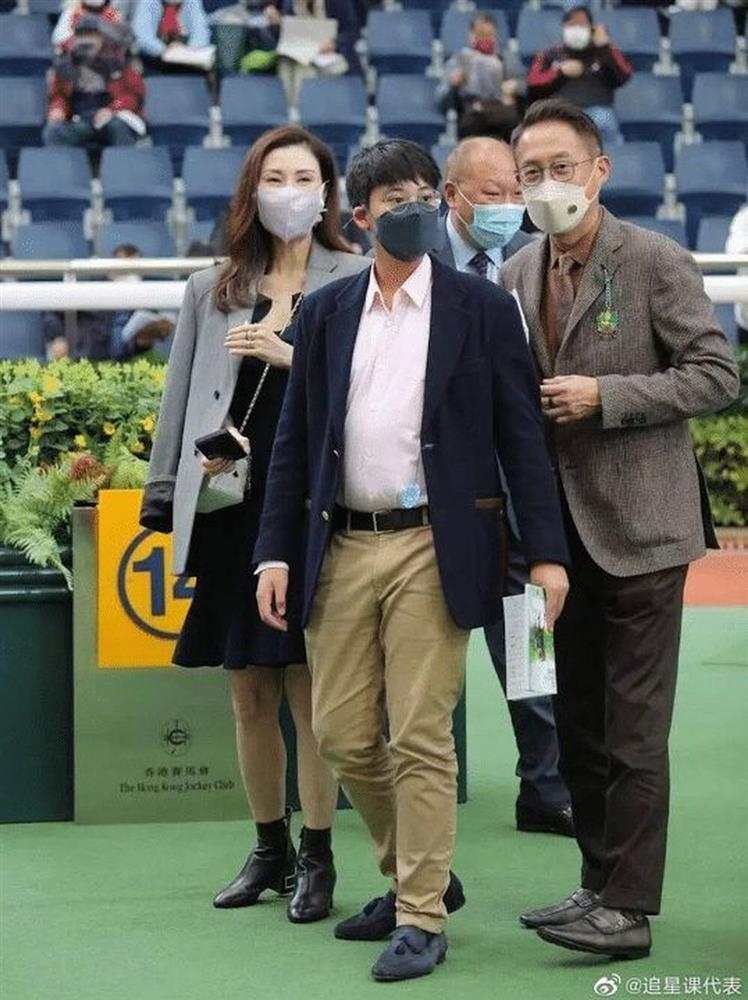 Con trai 12 tuổi của Lý Gia Hân sống vương giả, kế thừa gia sản tỷ USD-4