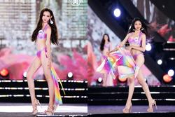 Tân Hoa hậu Thế giới Việt Nam và hai Á hậu diễn áo tắm nóng bỏng