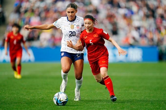 CĐV Thái Lan tranh cãi nảy lửa sau khi tuyển nữ Việt Nam thua Mỹ-2