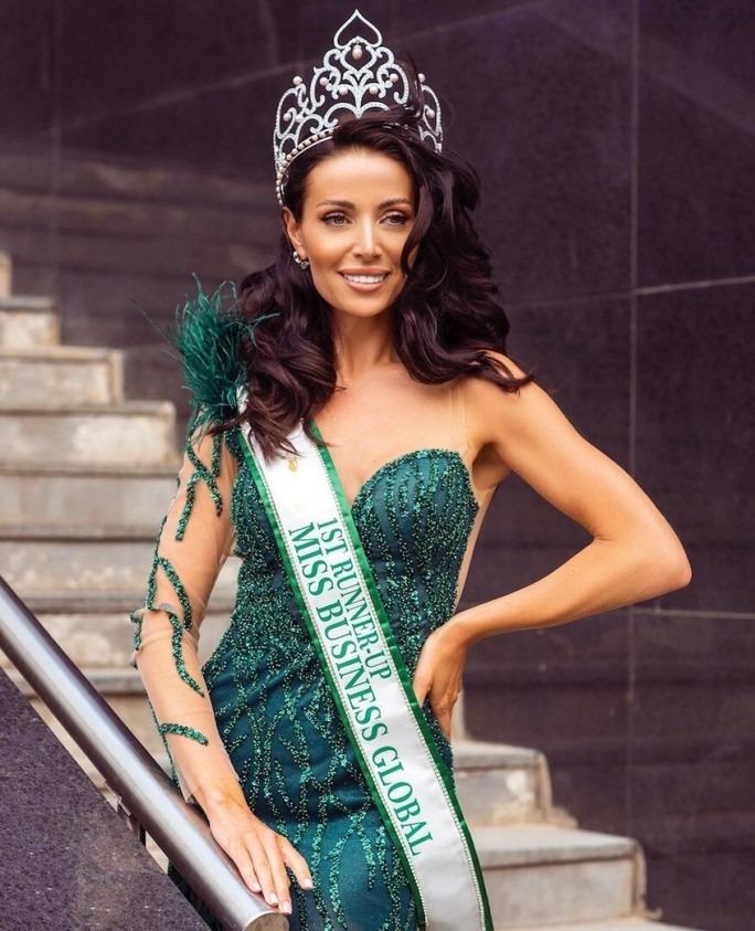 Tước danh hiệu Hoa hậu Doanh nhân toàn cầu 2023, người trong cuộc nói gì?-2