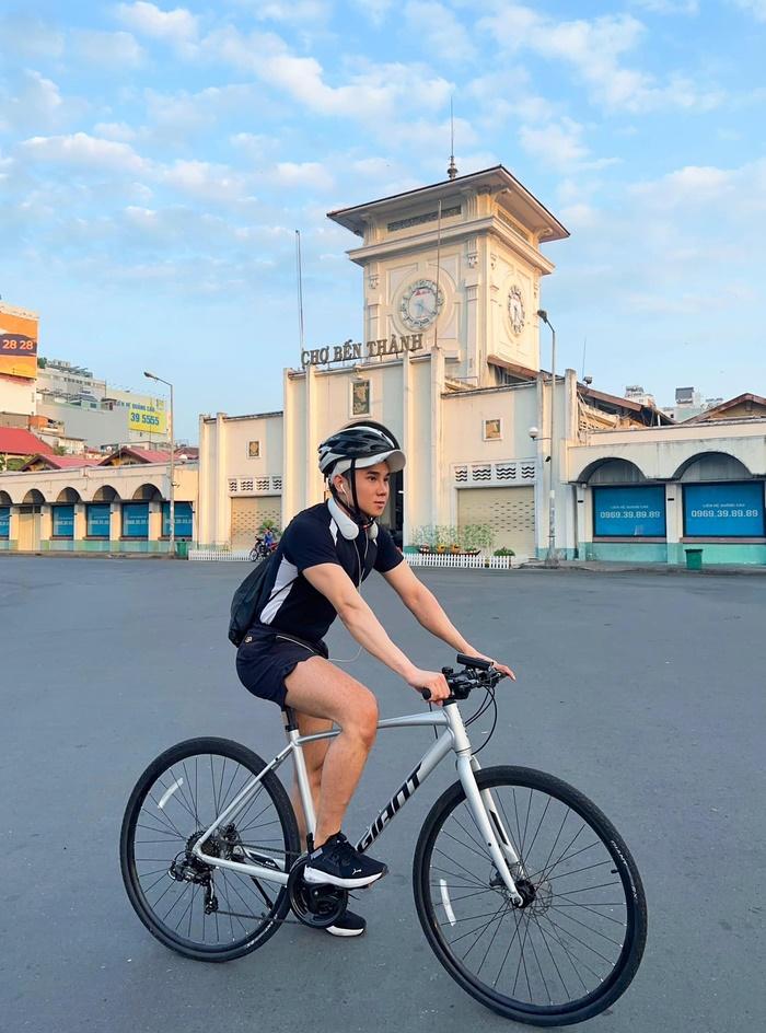 Chàng trai giảm 15kg nhưng vẫn bị mỉa mai, hiện tại lột xác bất ngờ-4