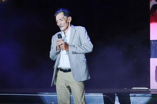 Thương Tín: 'Tôi giờ yếu lắm rồi, như cây đèn cầy bùng lên trước khi tắt'