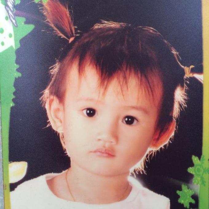 Nhan sắc đời thường Hoa hậu Ý Nhi: Được ví như Đông Nhi, ảnh cấp 3 gây sốt-11