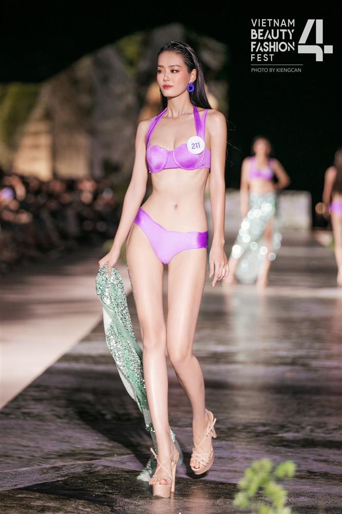 Lý do cô gái có hình thể đẹp nhất không được đăng quang Hoa hậu Thế giới Việt Nam-9