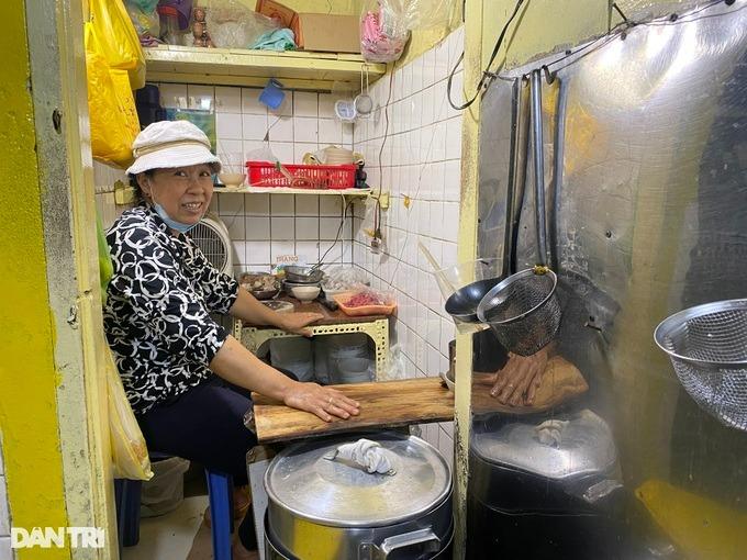 Quán phở núp thềm lai vị Bắc-Nam, khách phải canh giờ để đến ăn-4