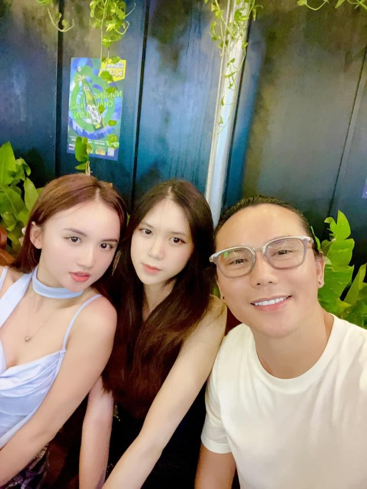 Nữ hoàng Wushu Thúy Hiền khoe 2 con gái xinh như hot girl-2