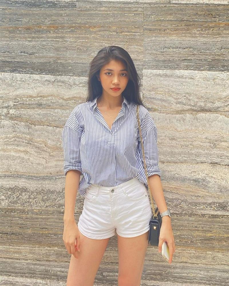 Mặt mộc của Á hậu Thế giới Việt Nam 2023 được khen đẹp hơn trang điểm-13