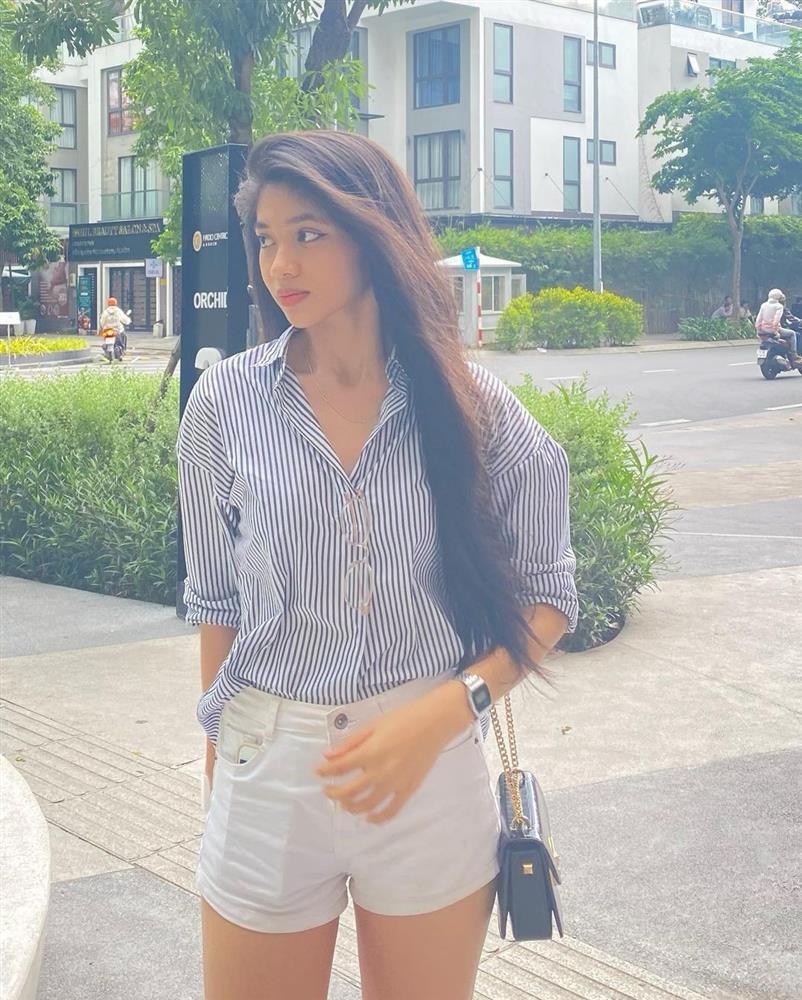 Mặt mộc của Á hậu Thế giới Việt Nam 2023 được khen đẹp hơn trang điểm-14