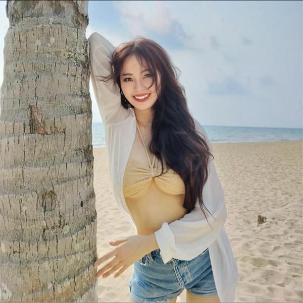 Body nóng bỏng của cô gái Nghệ An vừa giành ngôi vị Á hậu 1 Miss World Vietnam-7